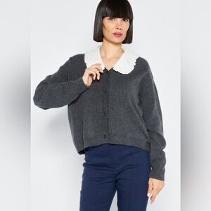 Riley & Rae Gray Sweater ACADEMIA, SIZE M NWT.